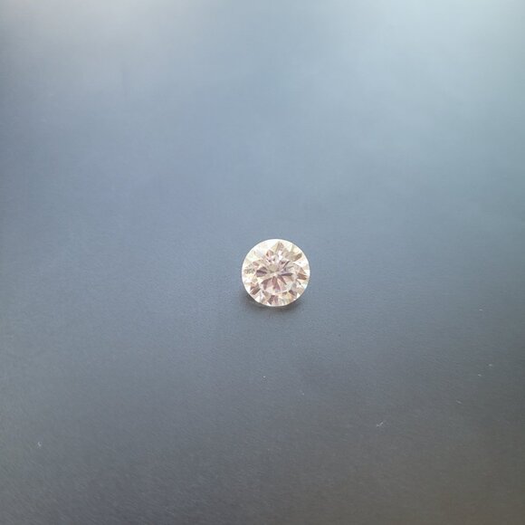3carat moissanite stone - Picture 3 of 3